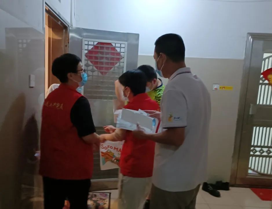 坚守本职齐继承——白云山Z6人生就是博公司财务职员战“疫”纪实