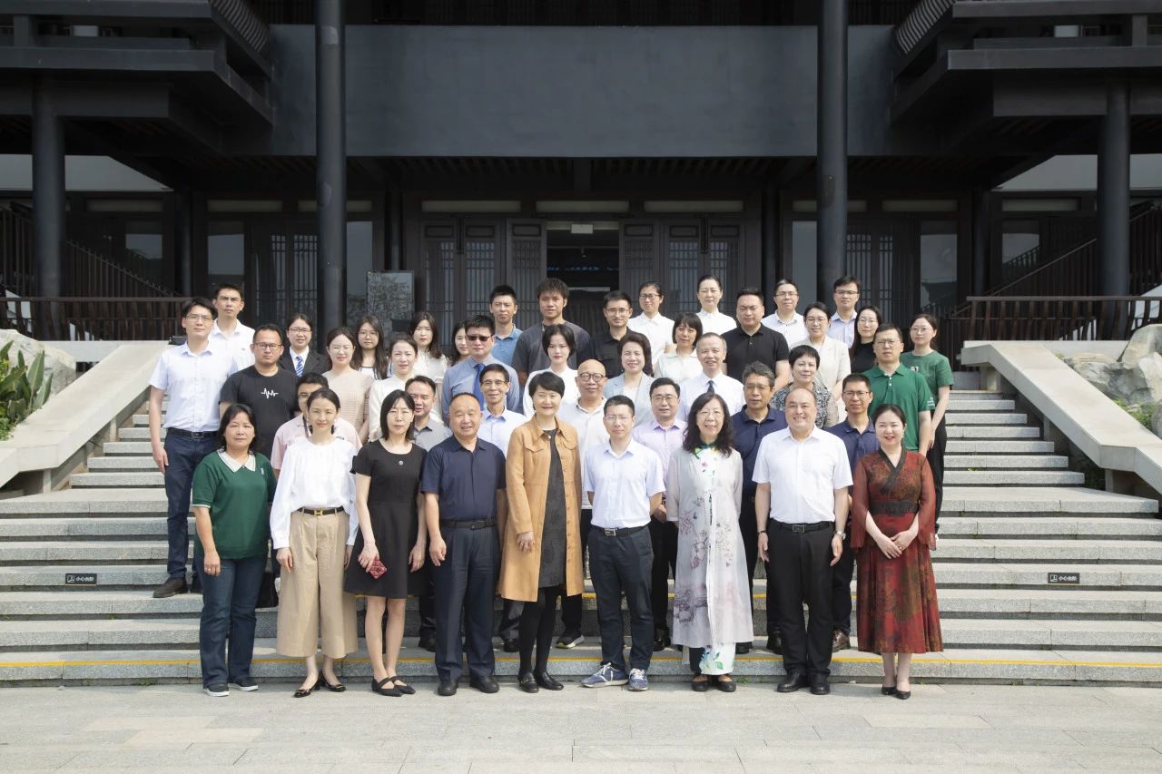 小柴胡非遗文化“活”起来，，白云山Z6人生就是博医圣堂“再出圈”